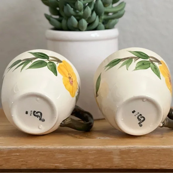 Vintage Franciscan Meadow Rose Coffee Tea Cups Cream Yellow Green Set of 2 - Picture 6 of 6